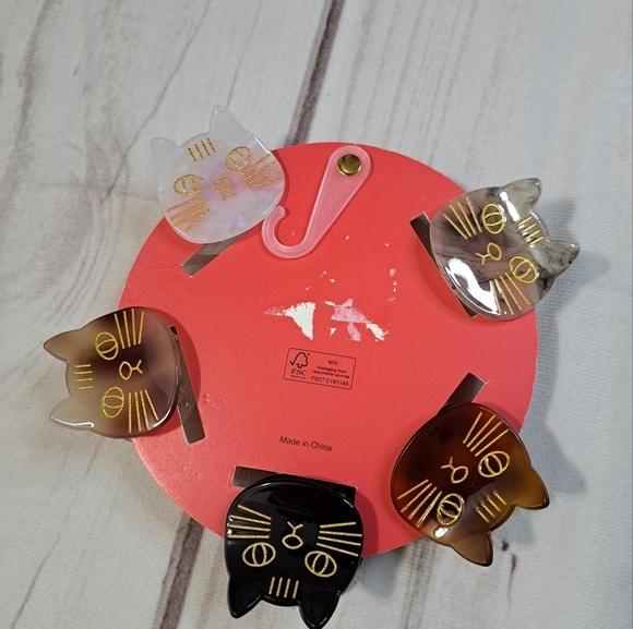 2 FOR 20 SALE Piper K Cat Hair Clips Set 5 Pc - Picture 2 of 4